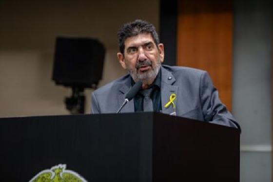 Dr João
