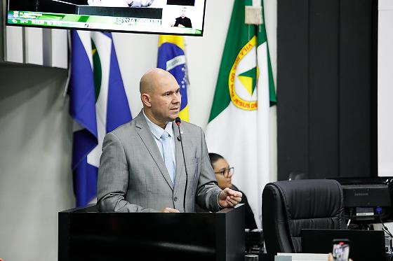 Rennan Oliveira