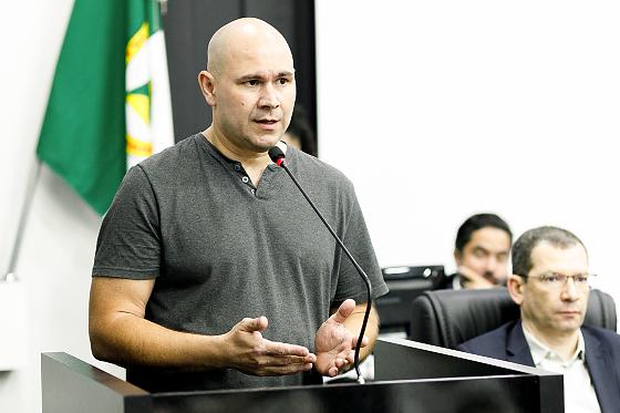 Rennan Oliveira