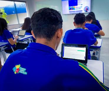 Referência em ensino de línguas, Escola Honório Rodrigues tem vagas abertas para novos alunos