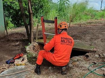 Adolescente é resgatado após cair em cisterna de cinco metros em Barra do Garças